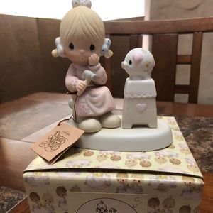 Precious Moments Figurine